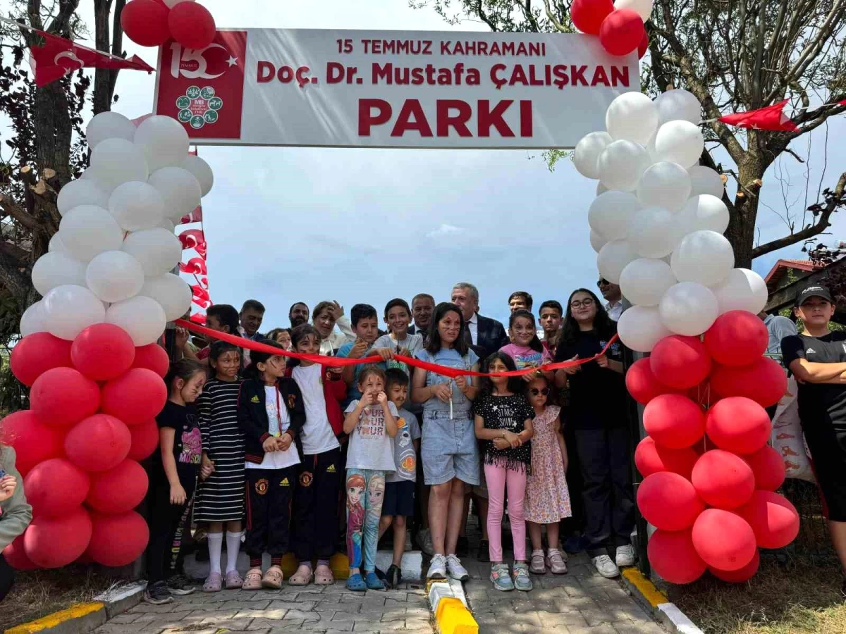 Mengen’de Çocuk Parkı 15 Temmuz Kahramanı Doç. Dr. Mustafa Çalışkan Adıyla Açıldı